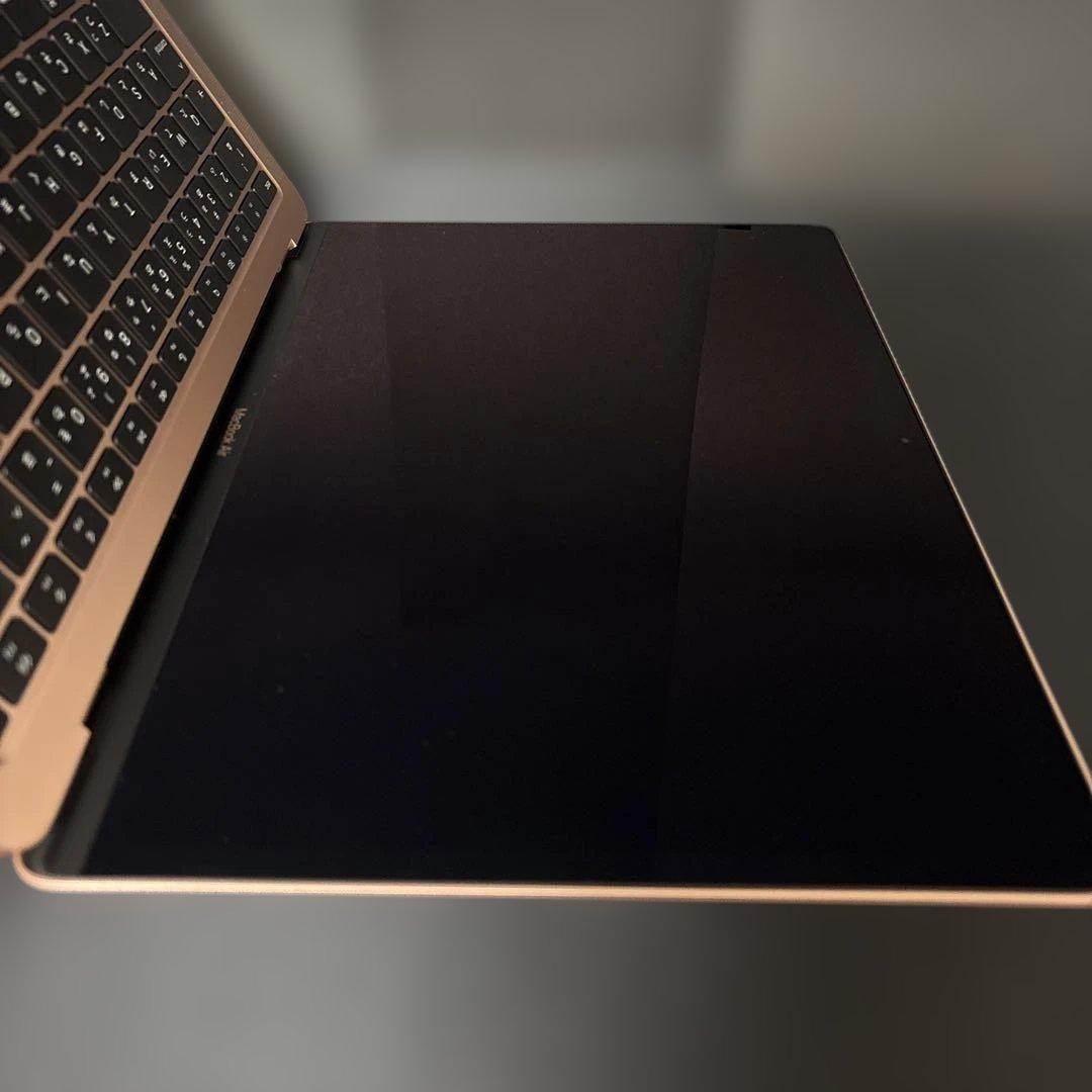 Apple MacBook Air (M1, 2020年モデル)