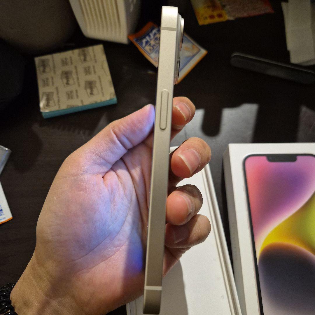 (超美品) iPhone 14 128GB Starlight