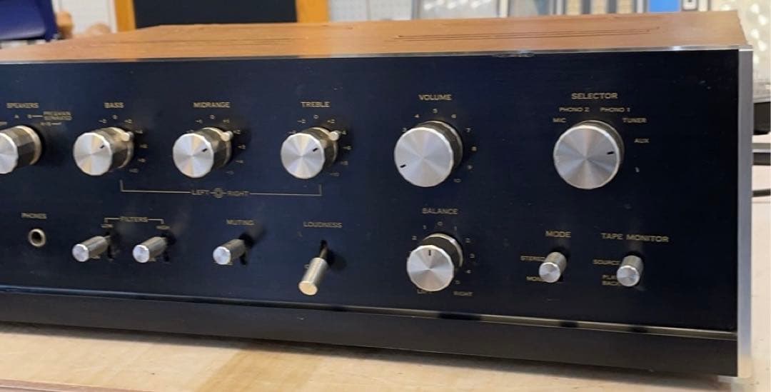 サンスイ AU-666 プリメイン アンプ シルバー 動作品