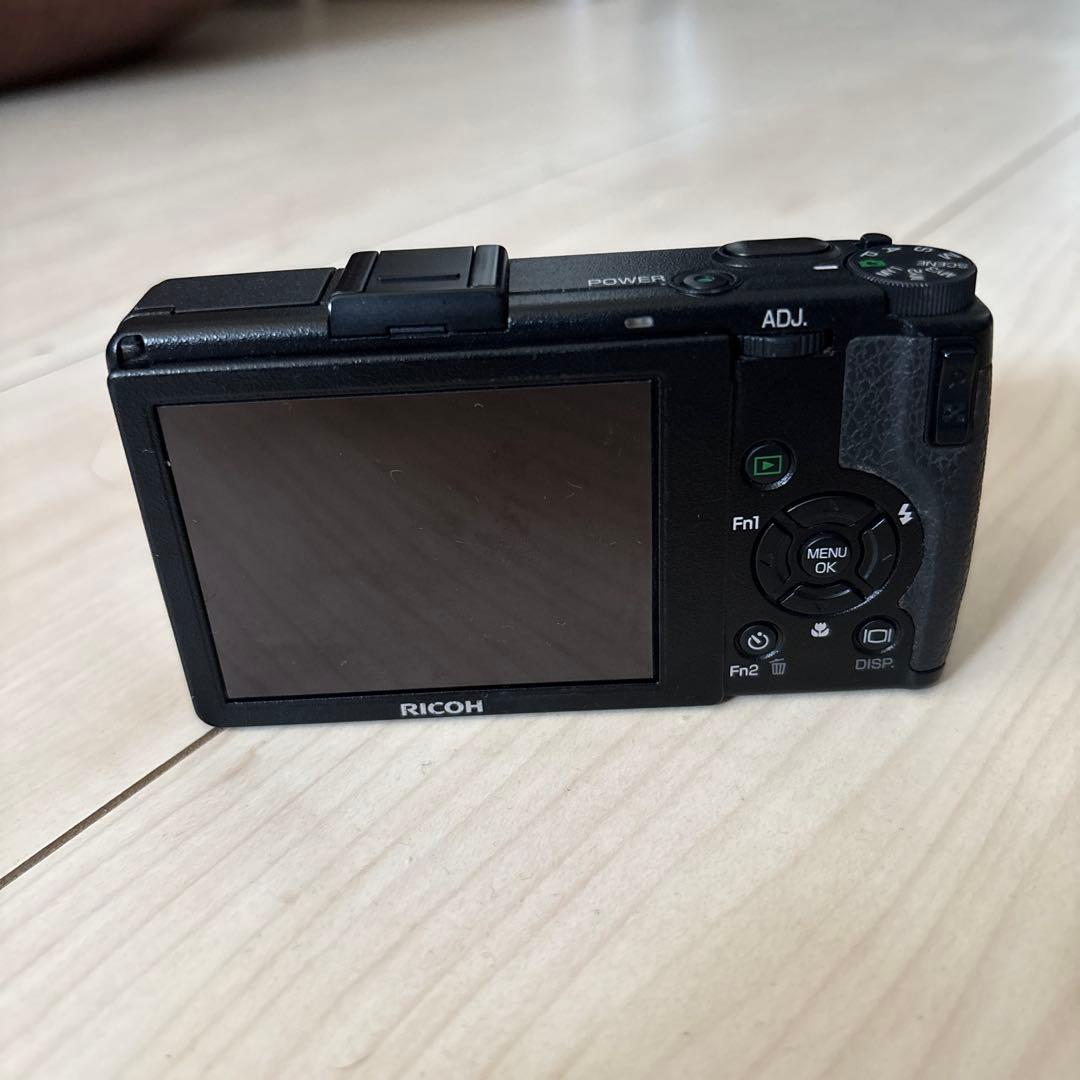 美品（即決の場合値下げ可能）RICOH GRⅢ DIGITAL コンパクトカメラ