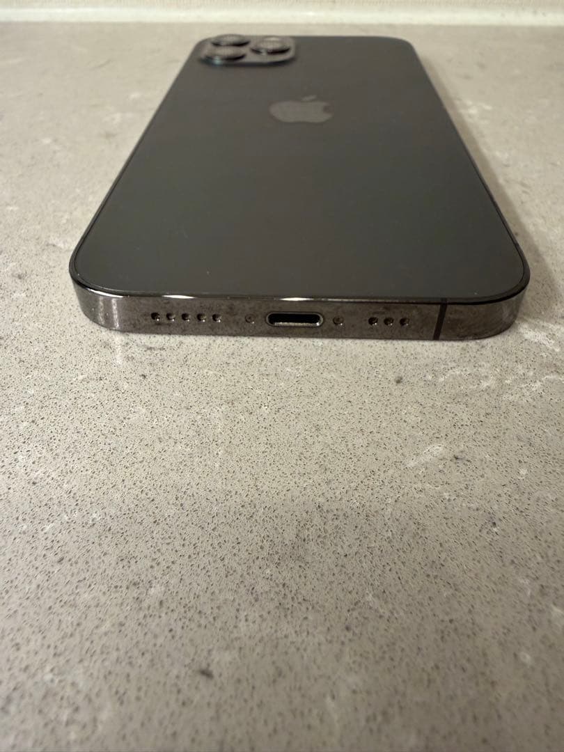 【Luffy】iPhone12Pro 128GB グラファイト