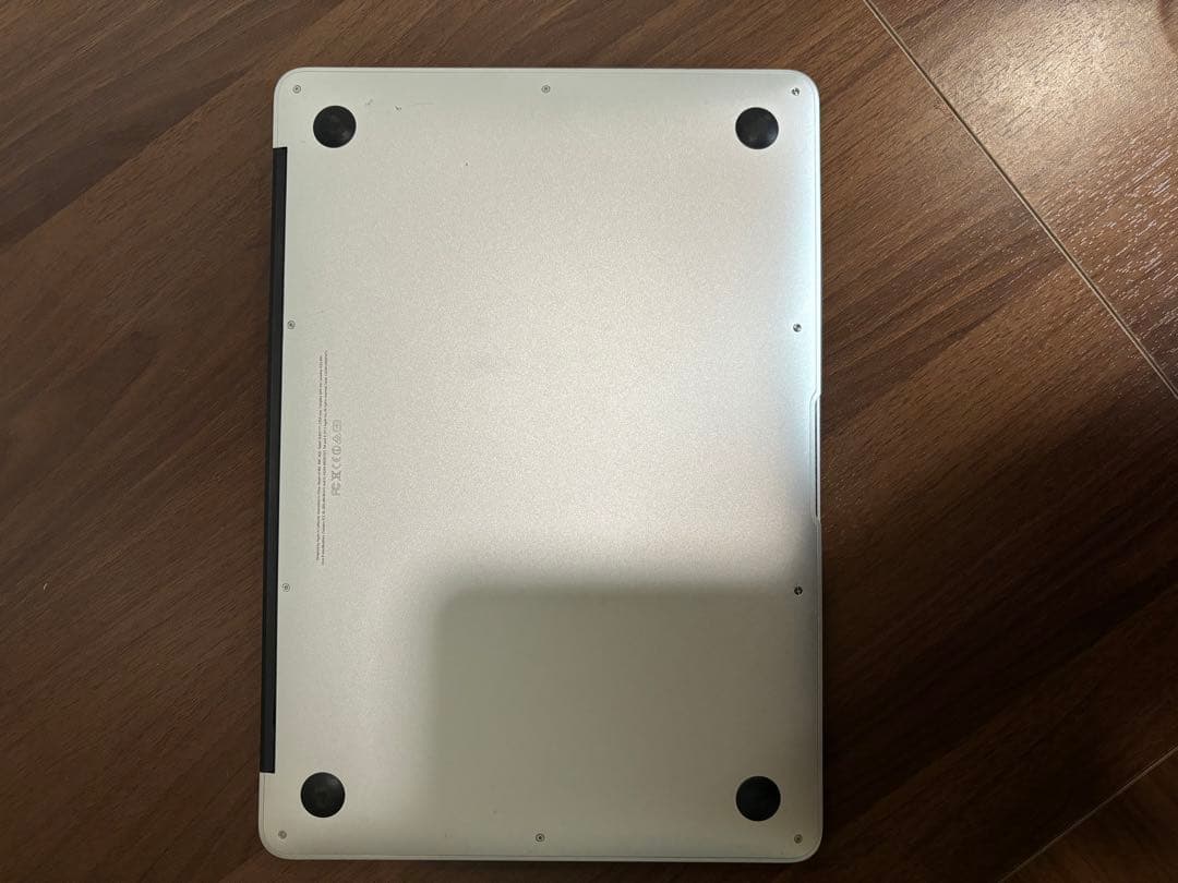 MacBook本体 Apple MacBook Air/i5/8GB/128SSD/A1466