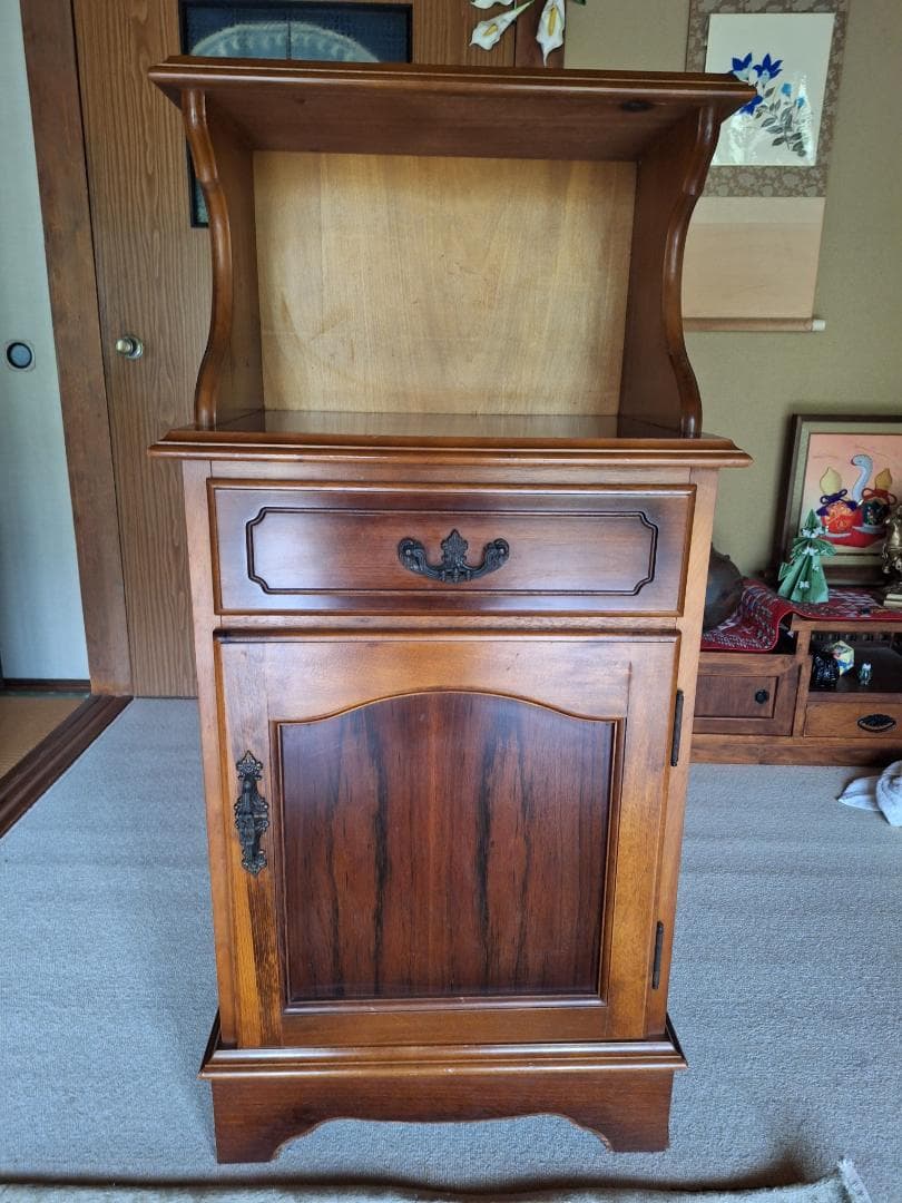 美品！karimoku カリモク コロニアル 電話台 花台 リビング収納