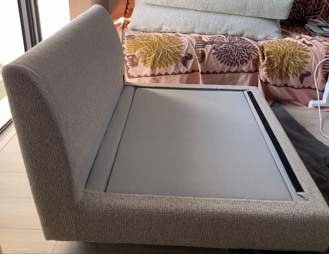 アルフレックスA•SOFA es 100 アームレスソファ(2台ある内の2台目)