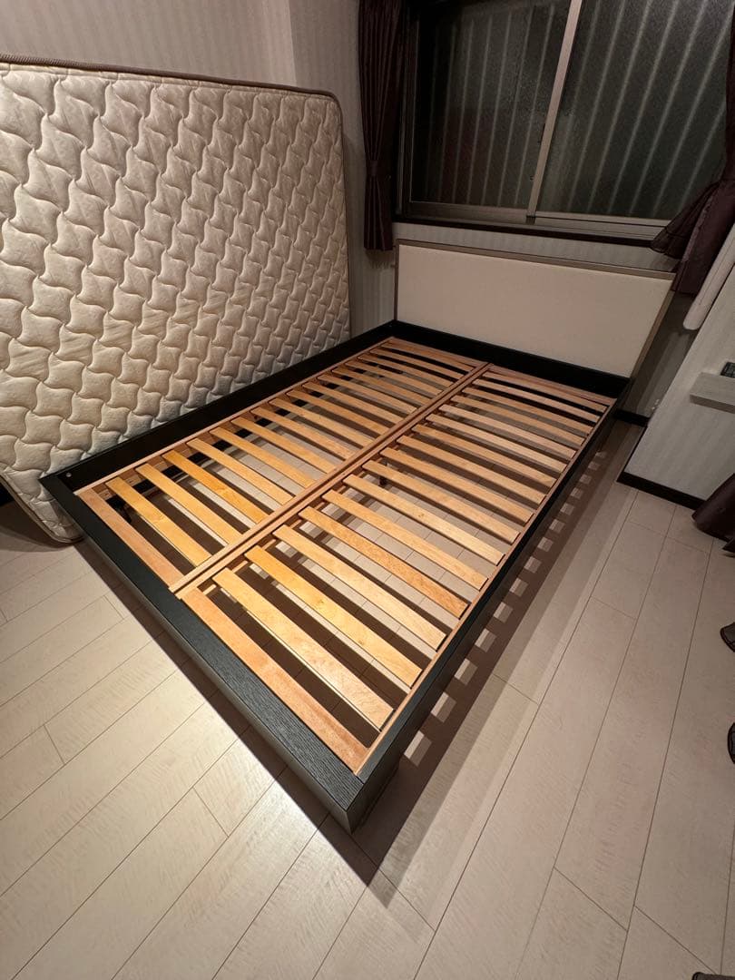 【ドリすけ】BoConceptダブルベッド＆フランスベッドマットレス