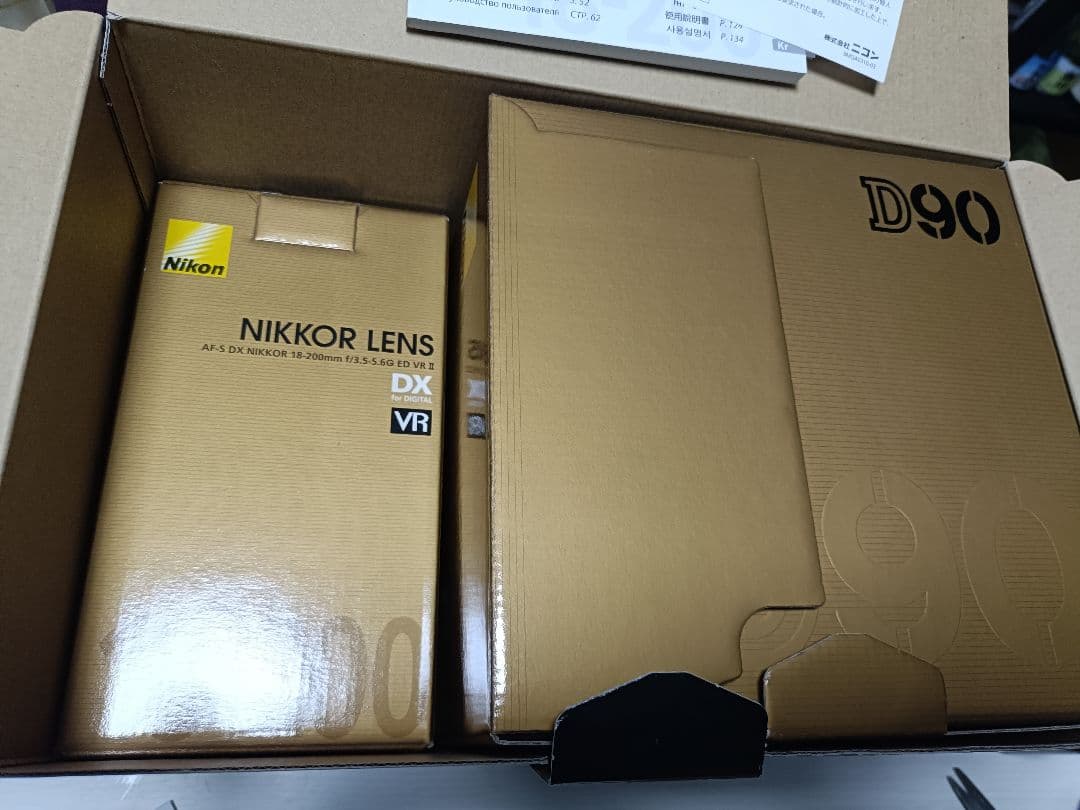 NIKON　D90 AF-S DX 18-200G ED VRⅡ レンズキット⚠