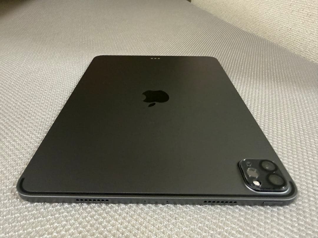 Apple iPad Pro 11インチ 第3世代 128GB 本体＋純正充電器