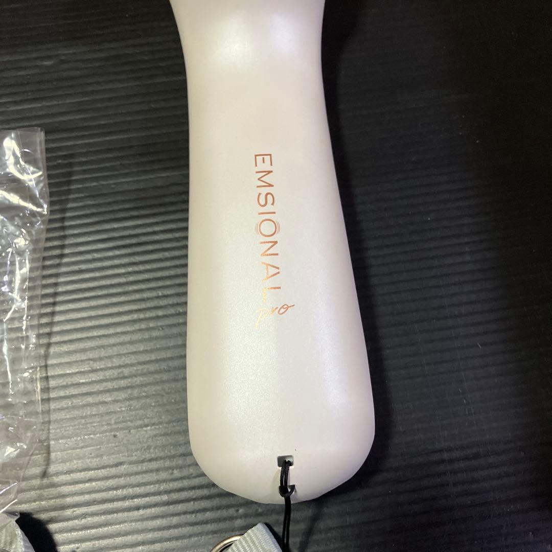 EMSIONAL PRO 本体　専用粘着パッド