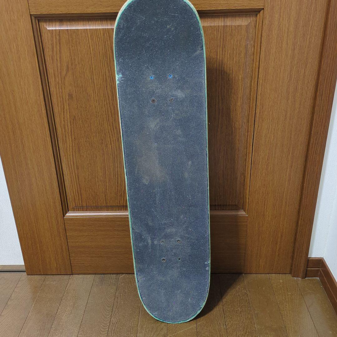 女性シルエット グラフィック スケートボード