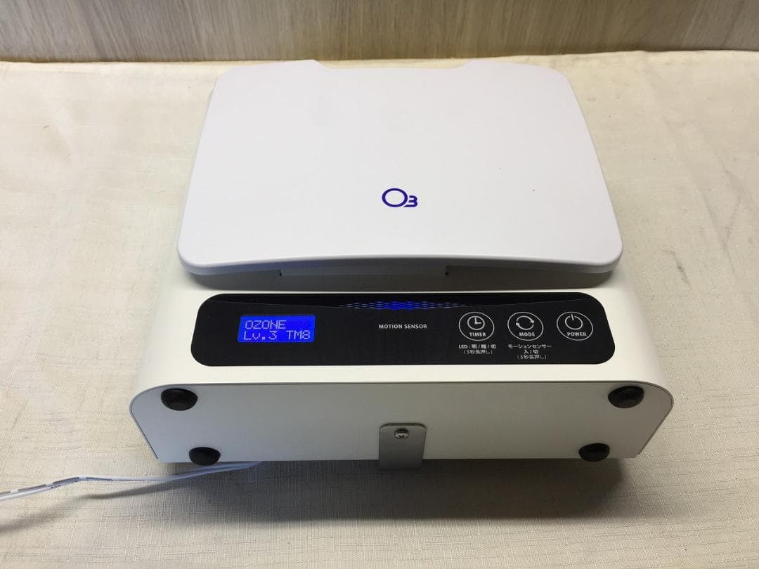 AOZ2000 小型業務用オゾン発生器 オゾン除菌消臭器 約50畳有効