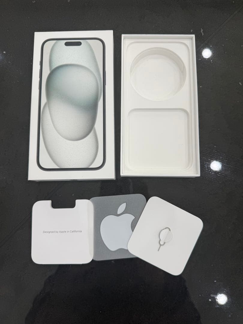 Apple iPhone 15 plus 128GB 本体かなり美品です！