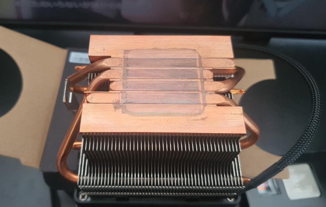 AMD Ryzen 7 3700X BOX CPUプロセッサー クーラー付き