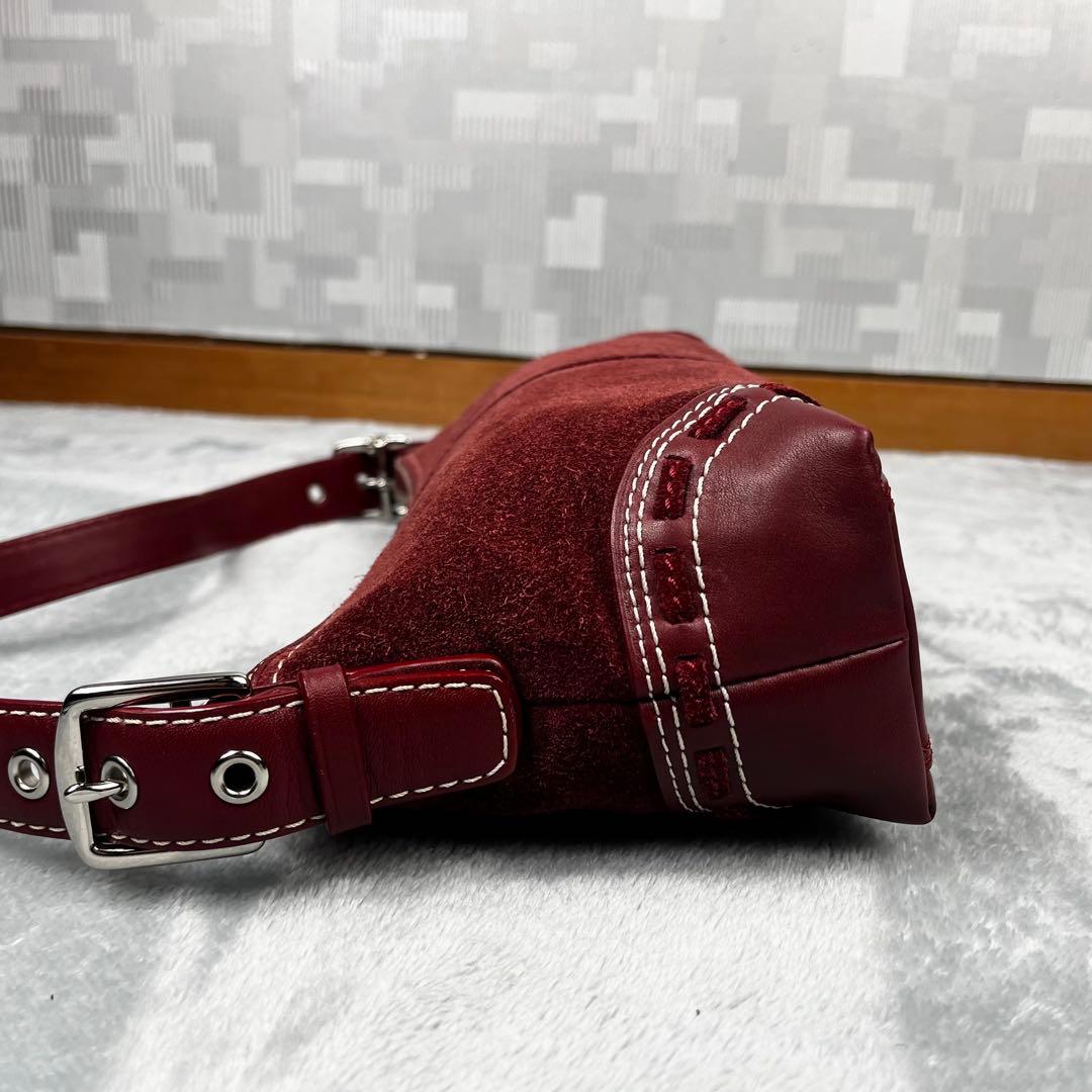 美品 COACH コーチ アクセサリーポーチ スエード レッド 赤