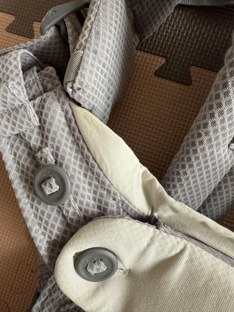 ヌナカドルクリック nuna cudl clik抱っこ紐 グレー(フォグ)