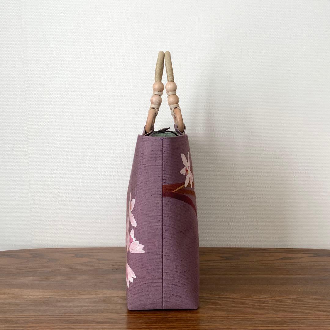 A4サイズ対応　紬　蘭のお花　リメイク　リネンコードハンドルバッグ