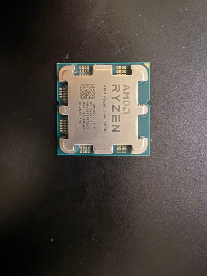 AMD Ryzen 7 7800X3Dジャンク品