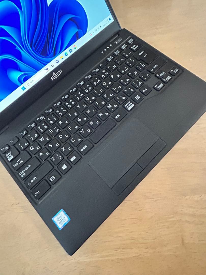 薄型 軽量ハイスペックノートPC 富士通 LIFEBOOK i7 8世代