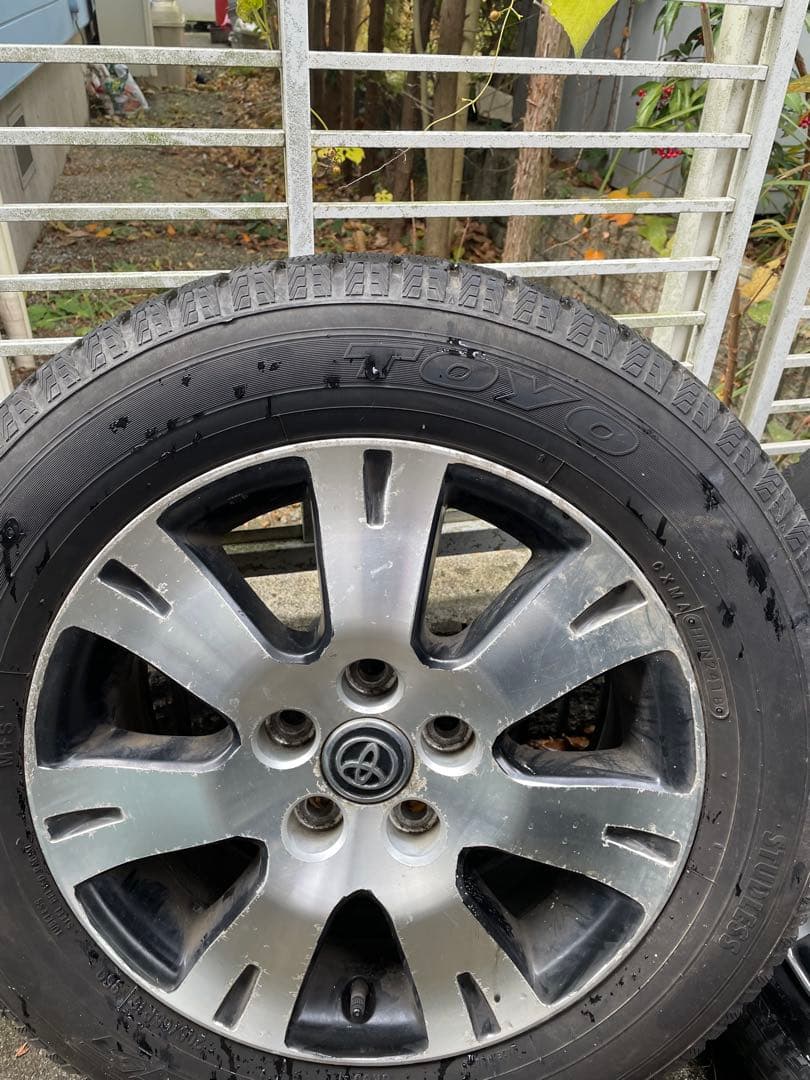 伊豆太郎　アルファード純正16インチ スタッドレス　1本パンクのため格安
