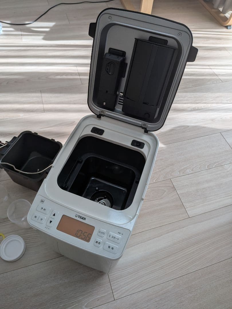 タイガー TIGER IHホームベーカリー やきたて KBY-A100