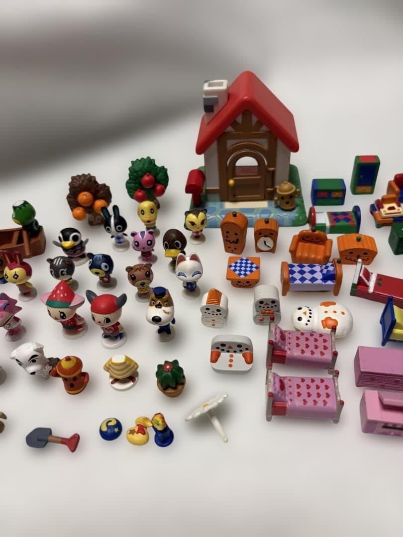 どうぶつの森＋　森をつくろう　フィギュアコレクション