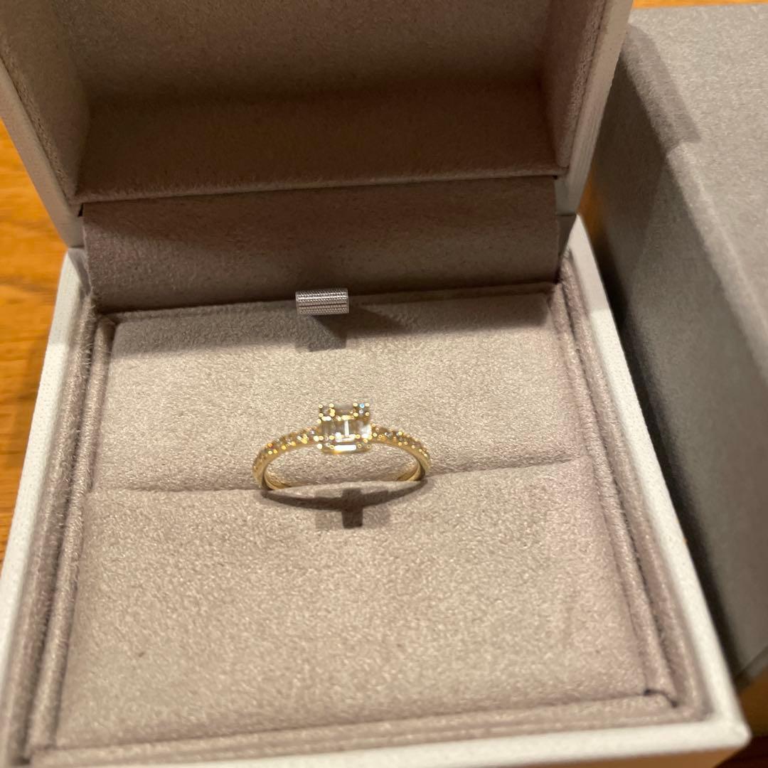 値下美品☆BELLESIORA ベルシオラ K18YGダイヤモンドリング 11号