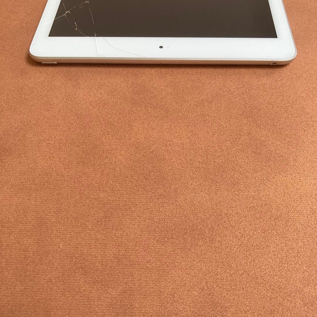 925【早い者勝ち】電池最良好☆iPad6 第6世代 32GB WIFIモデル☆