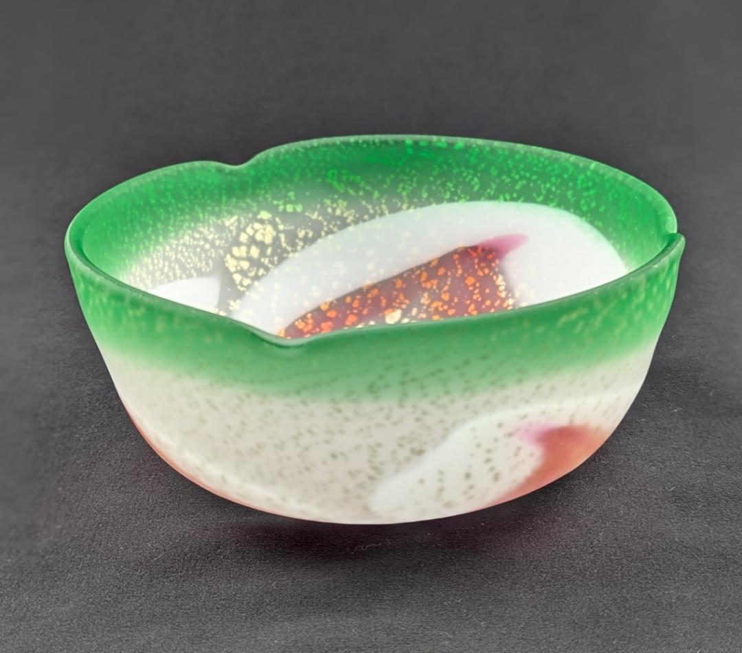 石井康治　花弁紋金彩手吹きガラス鉢