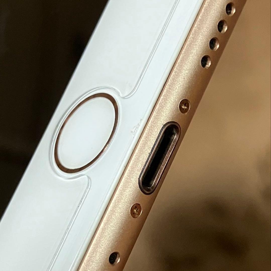 Apple iPhone 8 Plus 256GB ゴールド 本体のみ バ82％