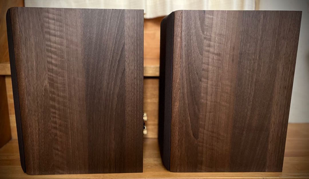 スピーカー・ウーファー MONITOR AUDIO Bronze BR2