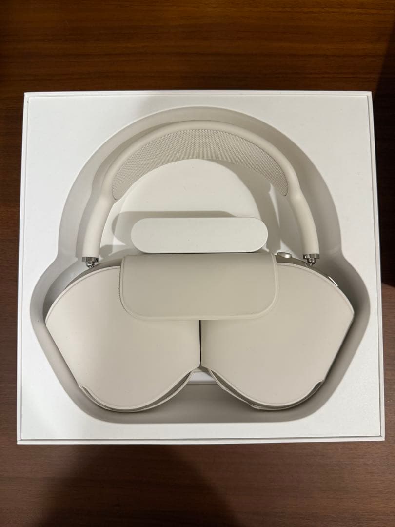 AirPods Max 第2世代　スターライト