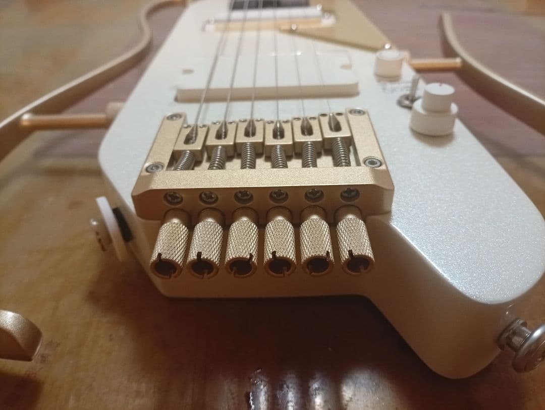 Donner HUSH-X Pro ホワイトリュックス