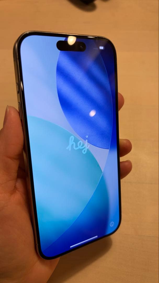 iPhone15Pro 128GB ナチュラルチタニウム 背面割れ有