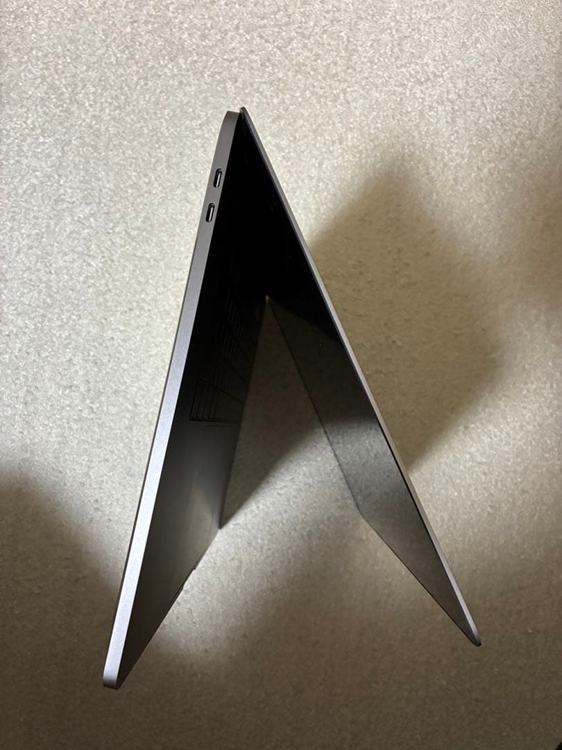 MacBookPro15インチ2018 、Corei9、SSD1TB、32GB