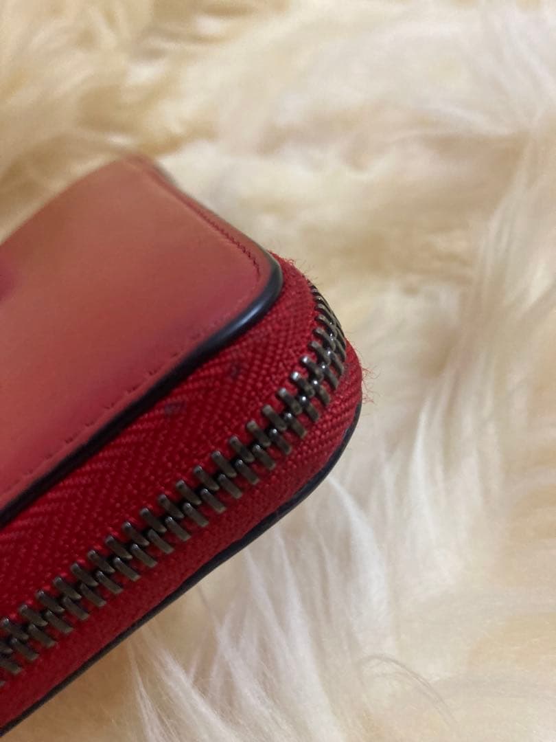 クリスチャンルブタン Christian Louboutin長財布 エンジ