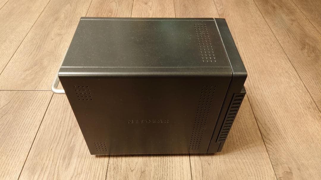 外付けハードディスク・ドライブ NETGEAR ReadyNAS214 (4Bay)