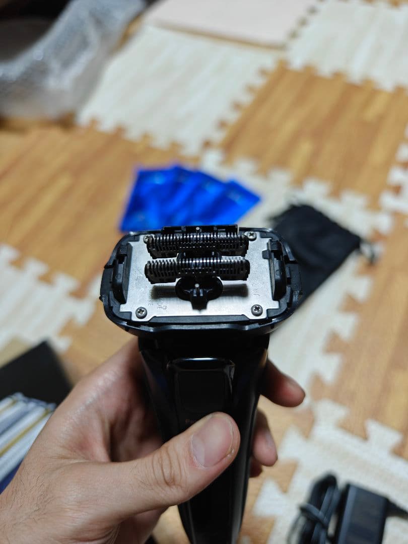 Panasonic メンズ電気シェーバー ES-CLV7E