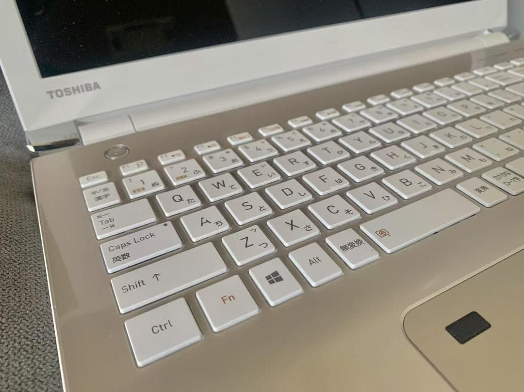 Dynabook 第8世代 i3-8130 Win10/8G/SSD 128GB