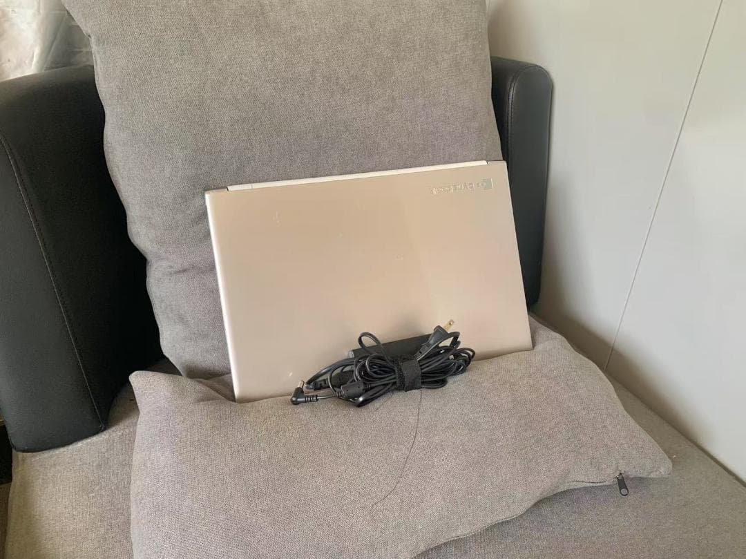 Dynabook 第8世代 i3-8130 Win10/8G/SSD 128GB