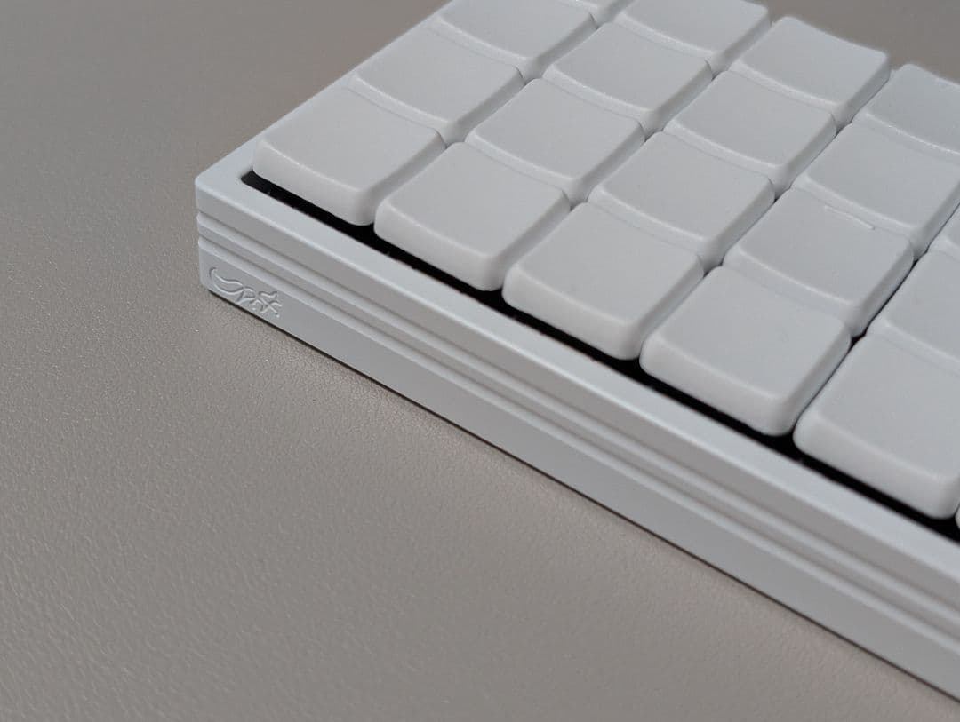 Geonix48 Via (キースイッチ & キーキャップ セット)