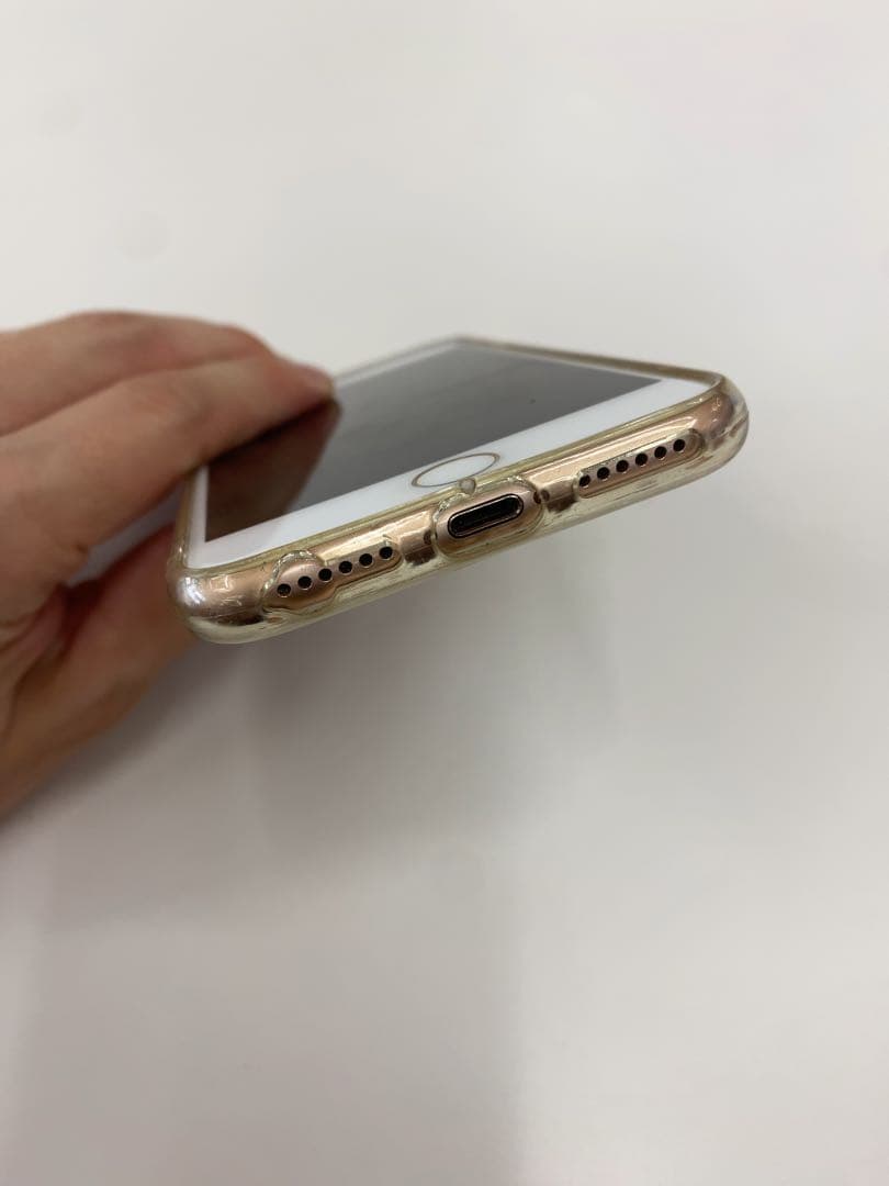 iPhone8 解除済みSIMフリー　中古良品 残債なし○ au版