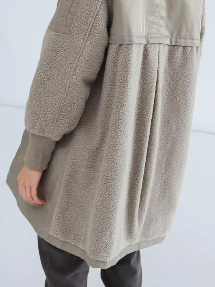 りーちゃん様 異素材ドッキングミリタリーロングコート ベージュ ヤマダヤ