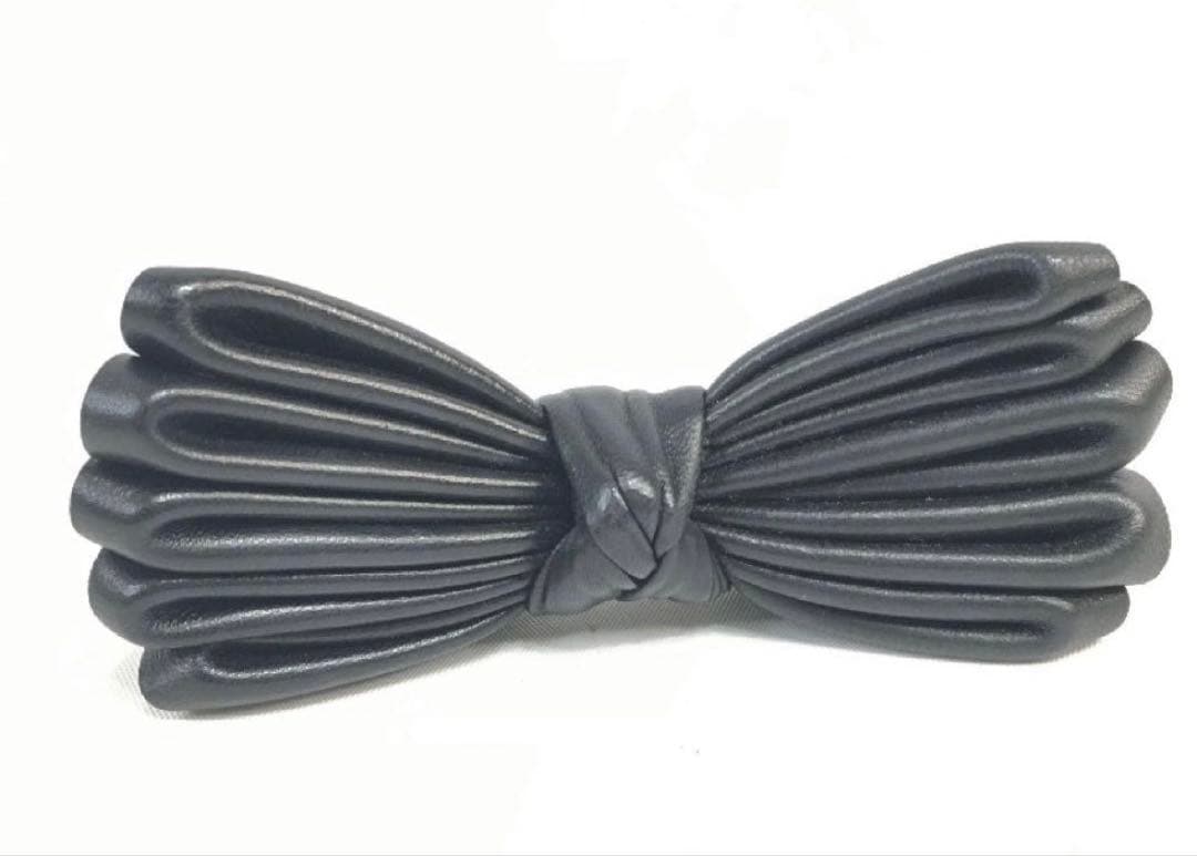 MIUMIU ミュウミュウ　リボン　レザー　バレッタ　本革　ブラック