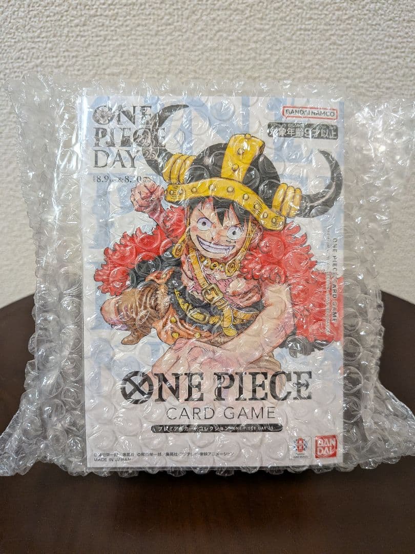 ワンピースカード　プレミアムカードコレクションワンピースデイ25 未開封１０冊