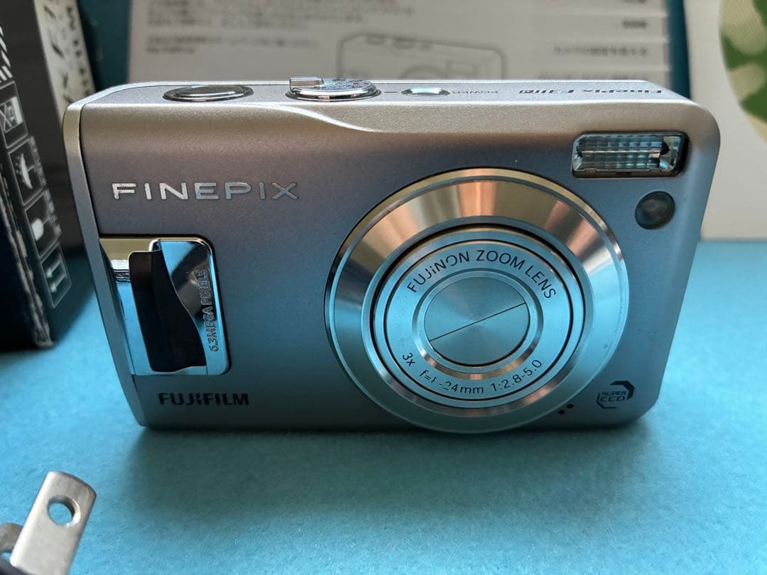 【美品】【動作品】FUJIFILM FinePix F31fd 箱付き