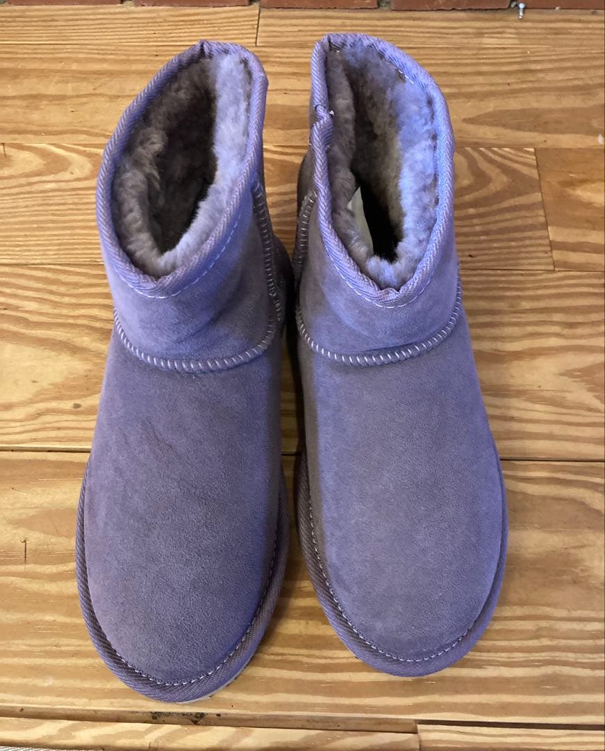 UGG パープル スエード ショートブーツ　新品未使用