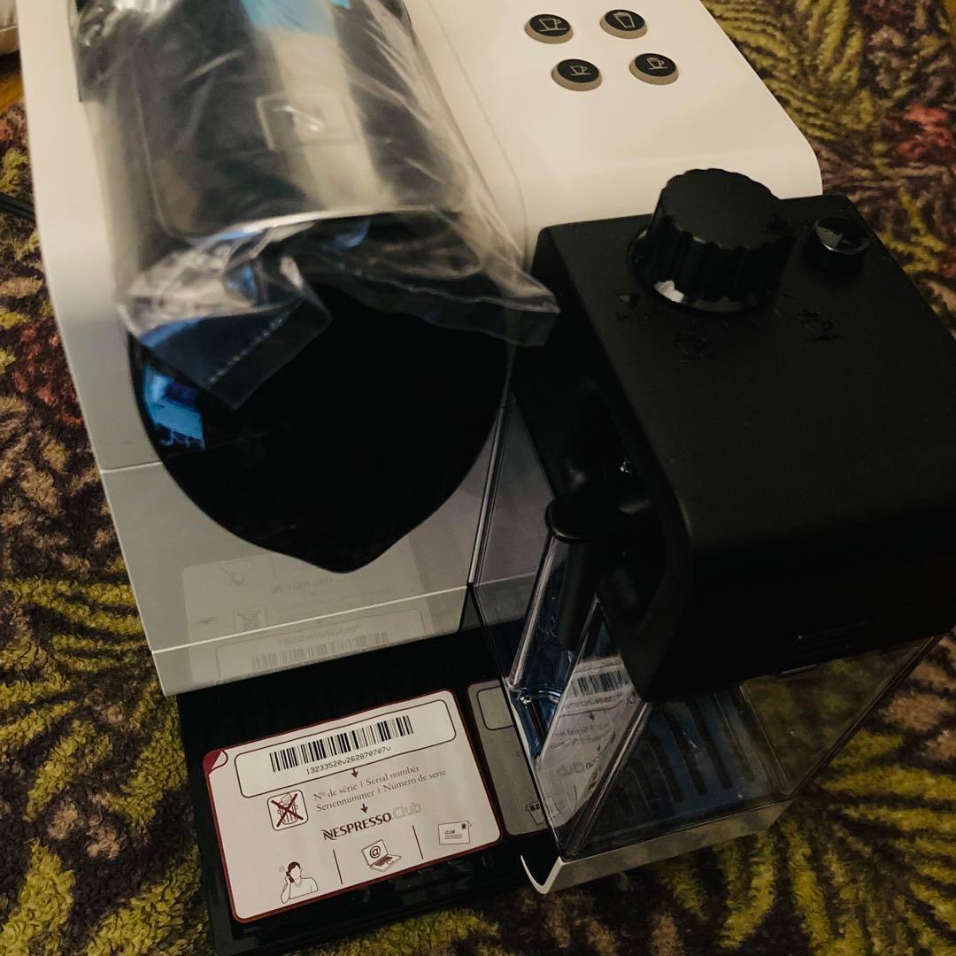 【未使用】Nespresso F411WH ラティシマプラス