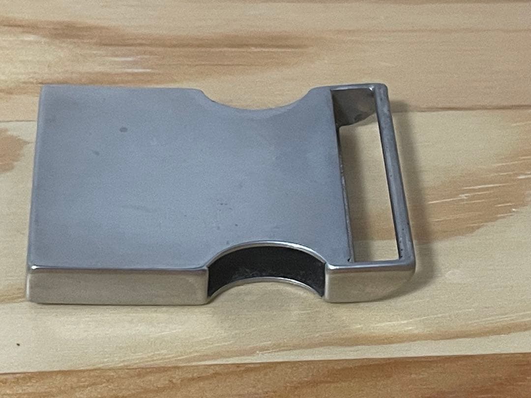 美品PRADA 貴重 ベルトバックル