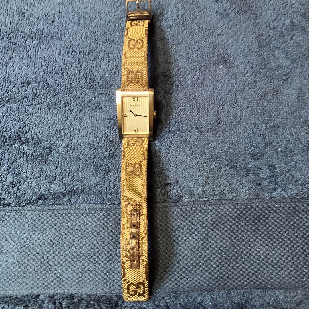 限界価格⁉️GUCCI アナログ腕時計 ベージュ