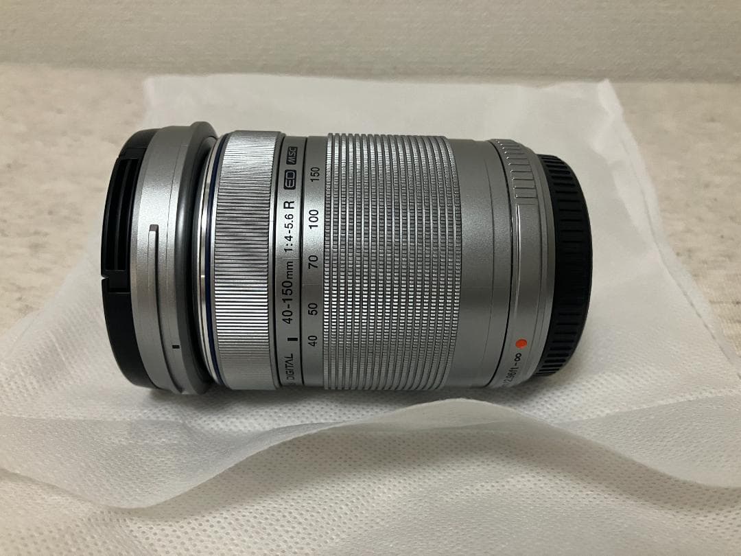 ミラーレス一眼 OLYMPUS PEN E-PL9