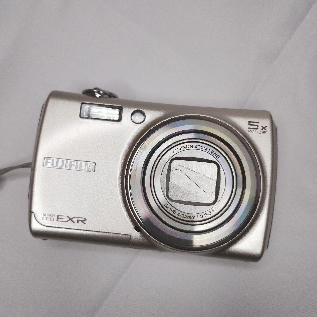 Fujifilm F200EXR コンパクトデジタルカメラ